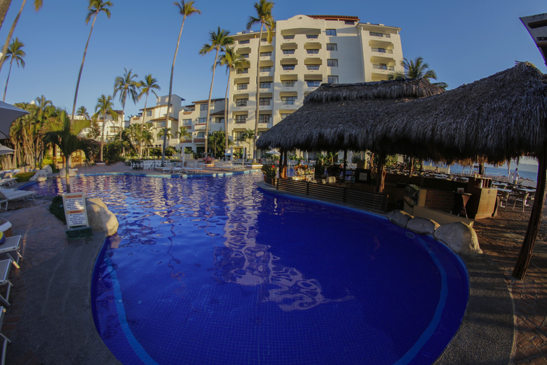 Hotel Plaza Pelicanos Grand Beach Resort