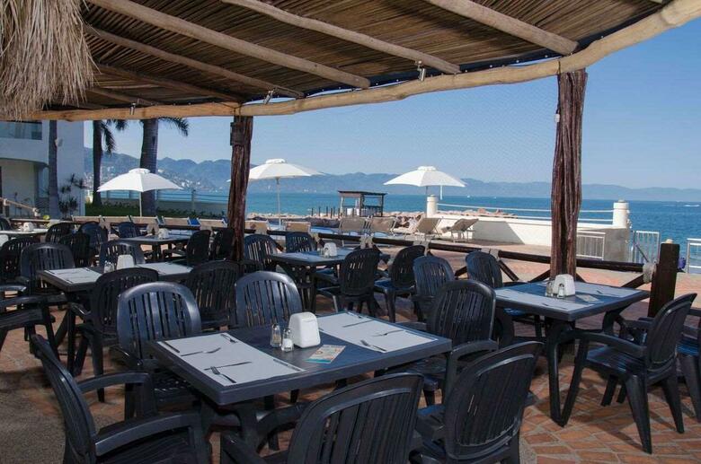 Hotel Plaza Pelicanos Grand Beach Resort