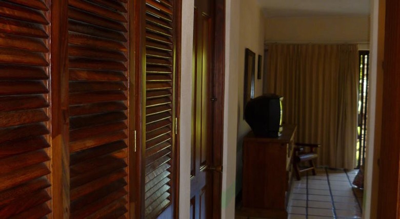 Aparthotel Puerto De Luna All Suites Hotel