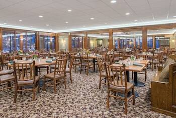 Hotel Crowne Plaza Lake Placid Resort