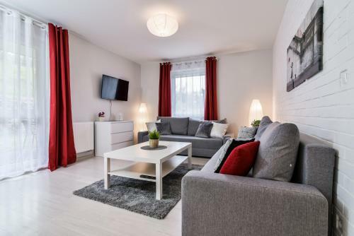 Ltc Apartments Malczewskiego Centrum