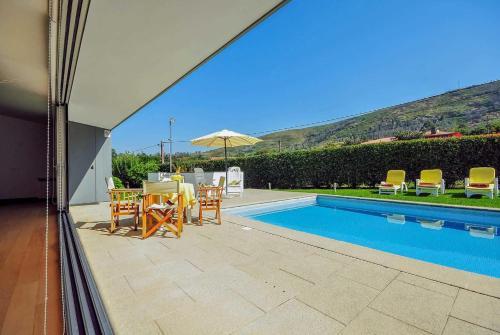 Venade Villa Sleeps 8 Air Con Wifi