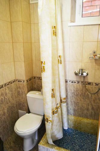 Hostal Guest House Tri Sestri