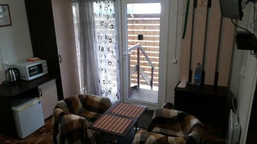 Hostal Nakhalenok Guest House