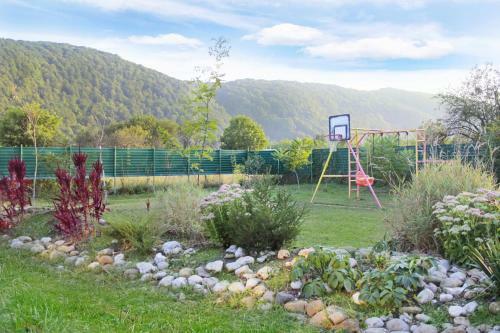 Hostal Nakhalenok Guest House