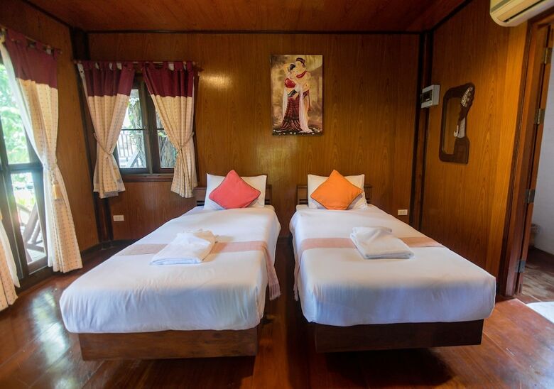 Hotel Banviewnam Camping & Resort