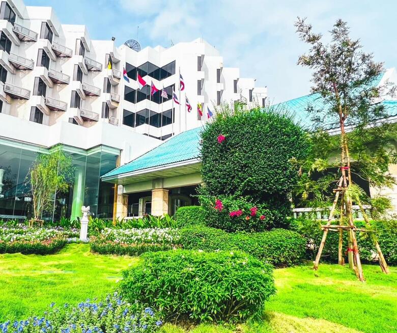 Suntara Wellness Resort & Hotel
