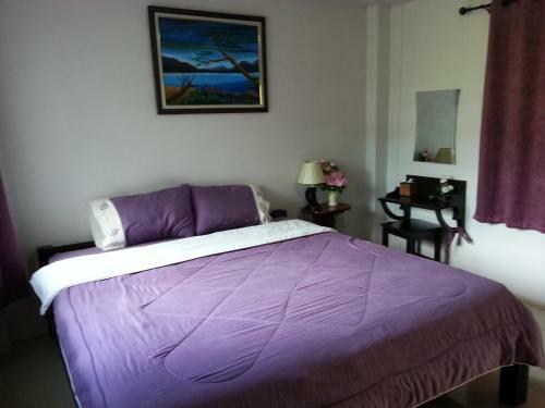 Hotel Baan Khaoneawdum