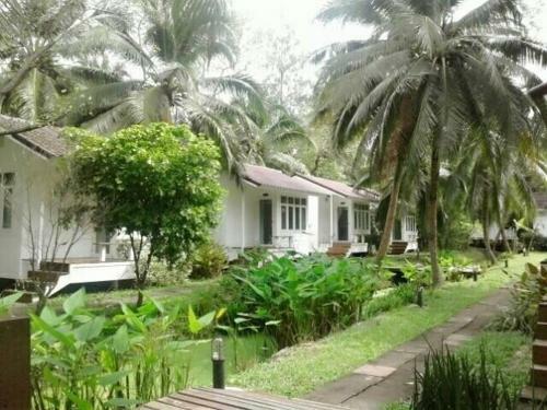 Hotel Young Coconut Garden Home Resort