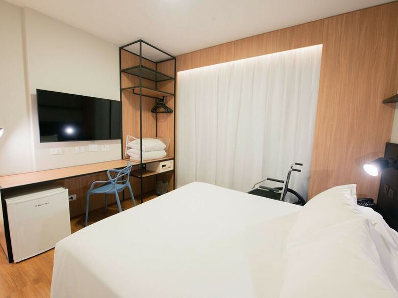 Hotel Ibis Curitiba Shopping