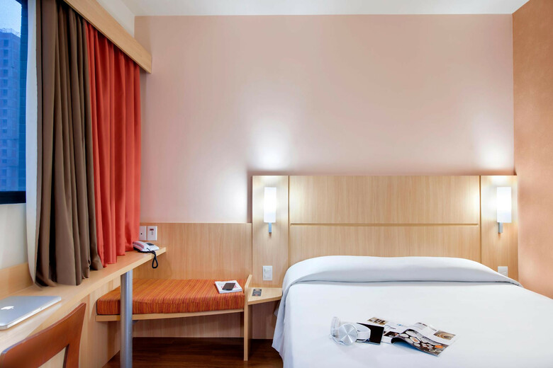 Hotel Ibis Curitiba Shopping