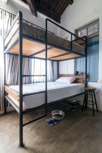 Pisces Youth Hostel