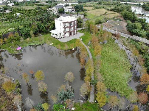 Villa Sixteen Kan B&B