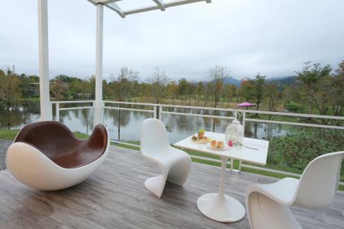 Villa Sixteen Kan B&B