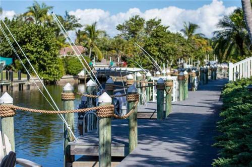 Apartamento East Gulf Condo #1411