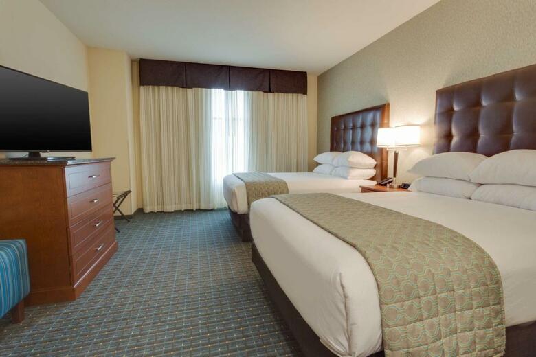 Drury Plaza Hotel St. Louis St. Charles