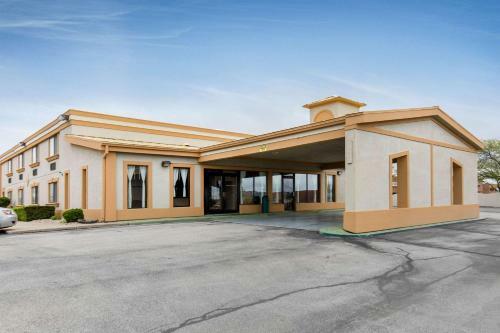 Hotel Quality Inn & Suites Bloomington University Area