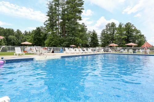 Tuxbury Pond Camping Resort Cottage