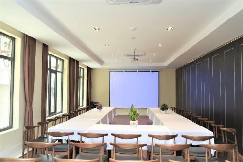 Lagalo Hotel Ha Nam
