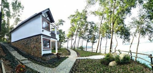 Hotel Phu Ninh Lake Resort