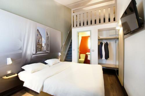 Hotel B&B H�tel Chartres Le Forum