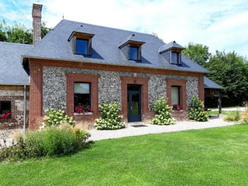 Holiday Home Le Clos Du Blanc (smf300)