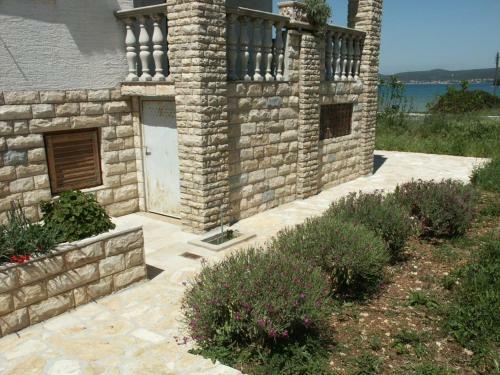 Hostal Triple Room Mrljane 327a