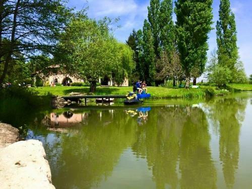 Bed & Breakfast Le Domaine De Charlyne