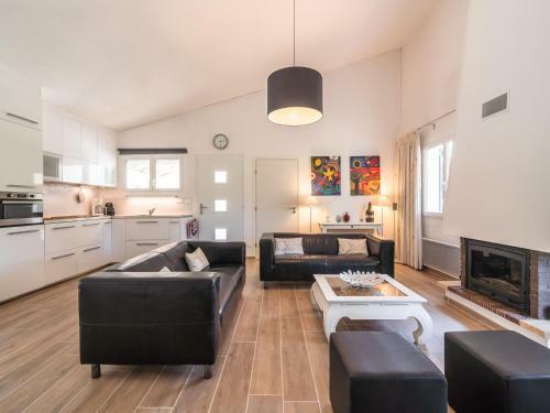 Villa Aux Arbres Verts