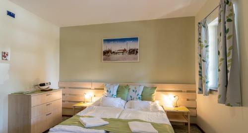 Bed & Breakfast Bikav�lgyi Panzi�