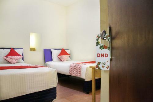 Hotel Oyo 145 Wisma Syariah Cmc