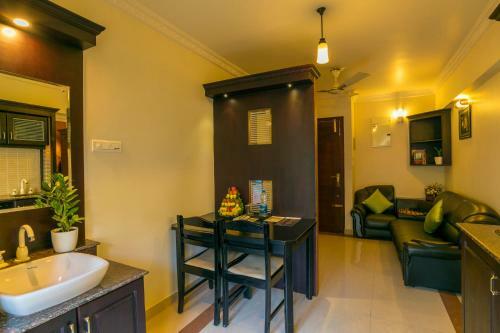 Apartamento Aaha Airport Hotel