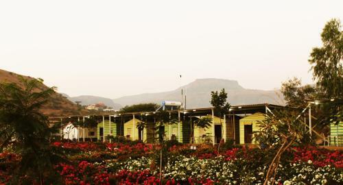 Oyo 41341 Hotel Paradise Tent Resorts
