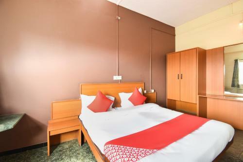 Oyo 63264 Hotel Shamiana