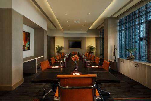 Sandal Suites By Lemon Tree Hotels