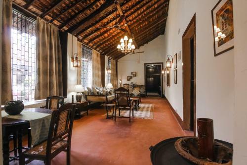 Hostal Figueiredo's Old Heritage Palace
