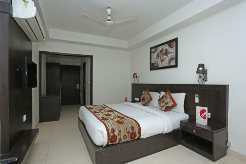 Capital O 3600 Hotel Royal Windsor