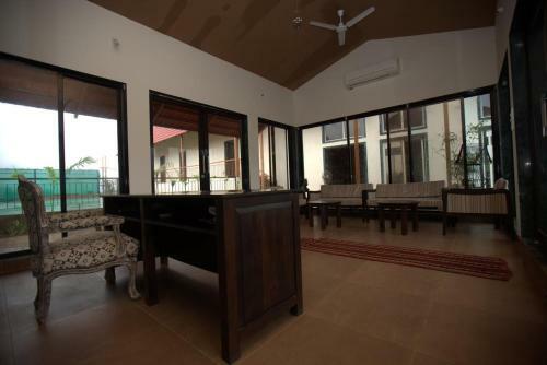 Super Deluxe Room Accommodation At Malshej