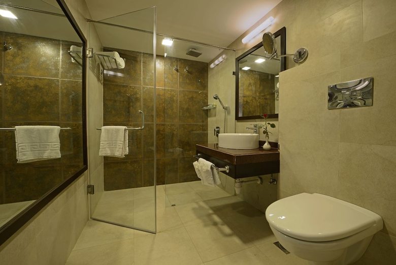 Hotel U Tropicana Alibaug