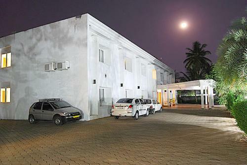 Poppy's Vista Hotel
