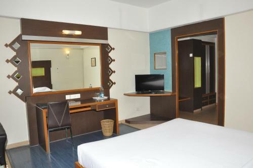 Poppy's Vista Hotel
