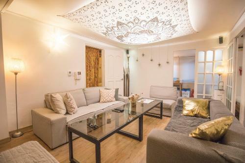 Bj- 7 Free Services With Cozy Home