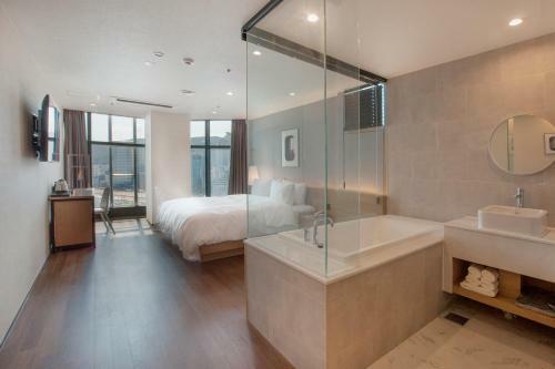 Hotel Gwangalli Brown Dot D Minlak