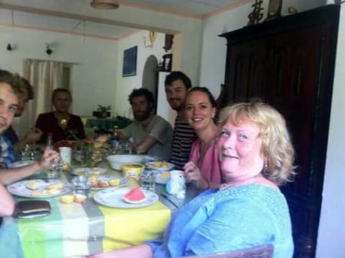 Mama Daisy's Homestay Rekawa.