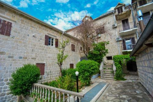 Dobrota 240 Luxury Apartments