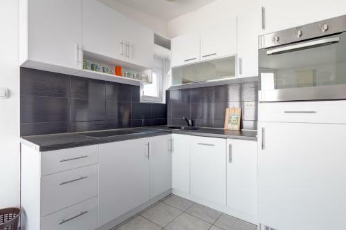David & Hanna Apartments