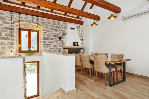 Villa Three Dots By Todorovic Family