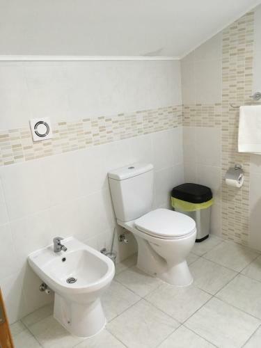 Hostal Guest House Topla III