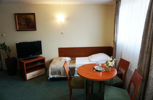 Hotel Pod Szcz??liw? Gwiazd?