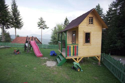 Bed & Breakfast Go?ciniec Pod Lubomirem